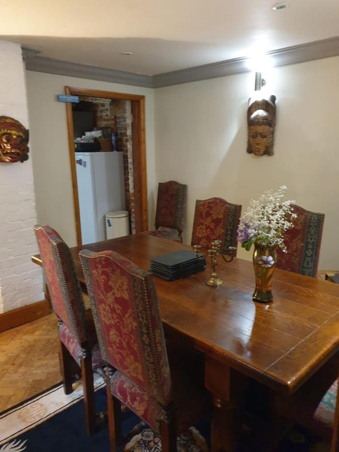 South Lodge House Dormansland Екстер'єр фото